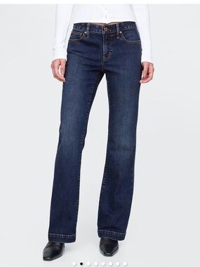 GAP Women's Dark Blue Straight-Leg Jeans